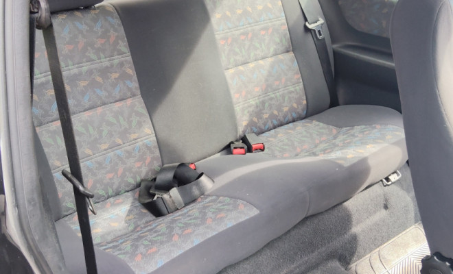 GM - Chevrolet Celta 1.0/Super/N.Piq.1.0 MPFi VHC 8V 3p 2003 Gasolina-12