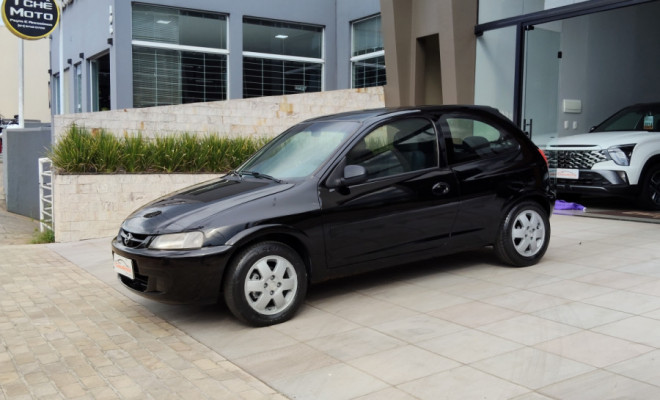 GM - Chevrolet Celta 1.0/Super/N.Piq.1.0 MPFi VHC 8V 3p 2003 Gasolina-0