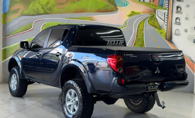 Mitsubishi L200 Triton HPE 3.2 CD TB Int.Diesel Aut 2009 Diesel-2