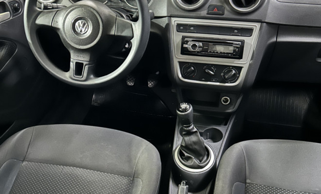 VW - VolksWagen VOYAGE 1.6/1.6 City  Mi Total Flex 8V 4p 2015 Flex-2