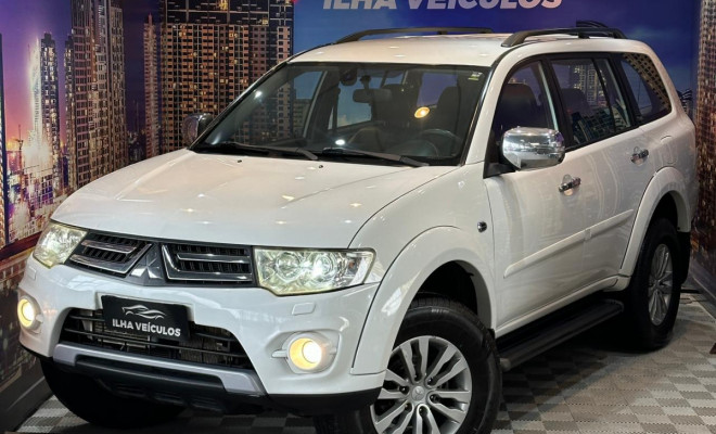 Mitsubishi Pajero HPE-S 3.2 4x4 T.I.Diesel 5p Aut. 2016 Diesel