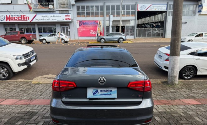 VW - VolksWagen JETTA Highline 2.0 TSI 16V 4p Tiptronic 2018 Flex-4