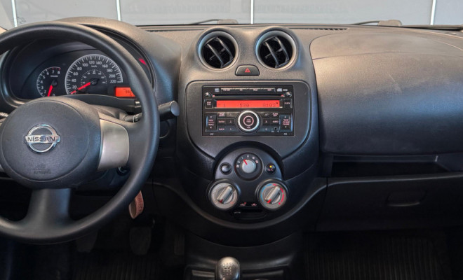 Nissan VERSA SV 1.6 16V Flex Fuel 4p Mec. 2013 Flex-3