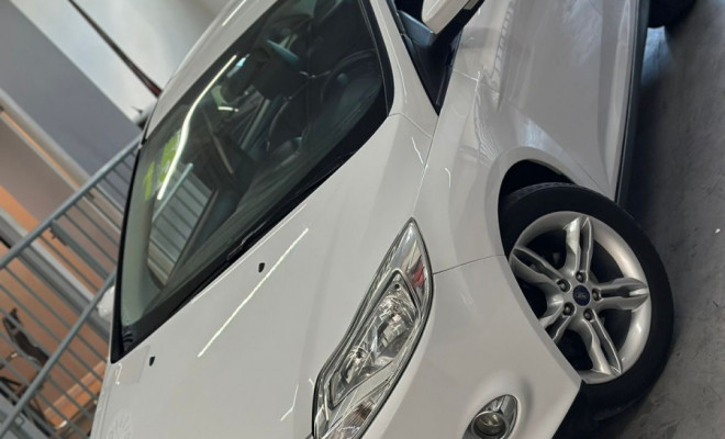 Ford Focus Sedan 2.0 16V/2.0 16V Flex 4p Aut. 2015 Flex-12