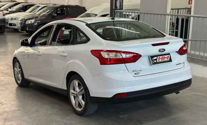 Ford Focus Sedan 2.0 16V/2.0 16V Flex 4p Aut. 2015 Flex-0