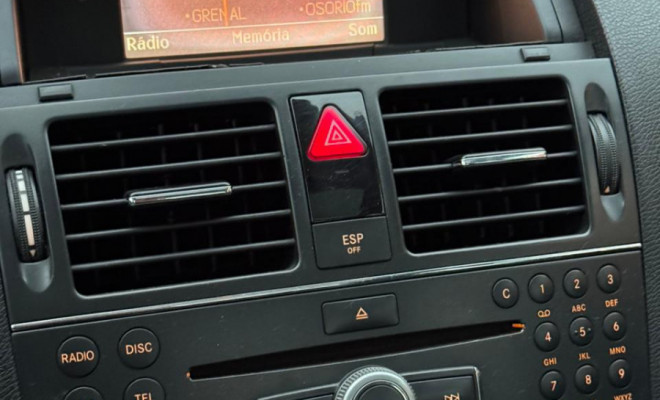 Mercedes-Benz C-200 Kompressor Avant.1.8 16V Aut 2009 Gasolina-12