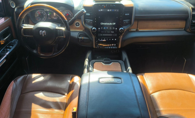 RAM 3500 LIMITED LONGHORN 6.7 TB CD Diesel AUT.-4