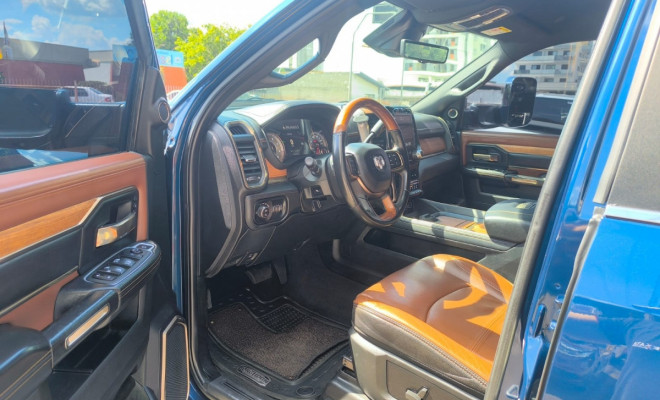 RAM 3500 LIMITED LONGHORN 6.7 TB CD Diesel AUT.-2