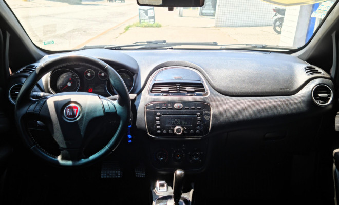 Fiat Punto 1.8 Blackmotion Automatizado 2014-7