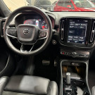 Volvo XC 40 T-5 R-DESIGN 2.0 252cv AWD 2020 Gasolina-7