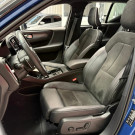 Volvo XC 40 T-5 R-DESIGN 2.0 252cv AWD 2020 Gasolina-10