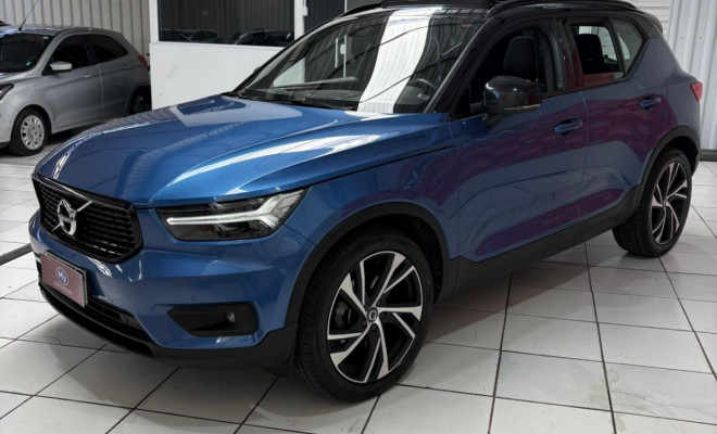 Volvo XC 40 T-5 R-DESIGN 2.0 252cv AWD 2020 Gasolina-1