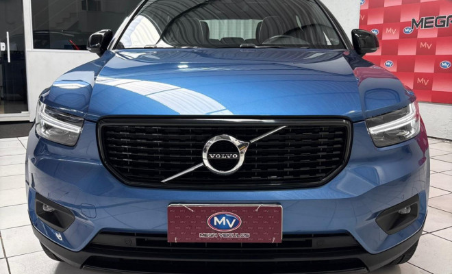 Volvo XC 40 T-5 R-DESIGN 2.0 252cv AWD 2020 Gasolina-0