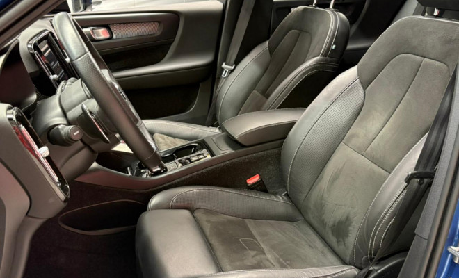 Volvo XC 40 T-5 R-DESIGN 2.0 252cv AWD 2020 Gasolina-10