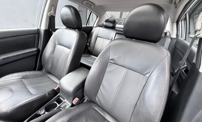 Nissan Sentra SL 2.0/ 2.0 Flex Fuel 16V Aut. 2011 Flex-4