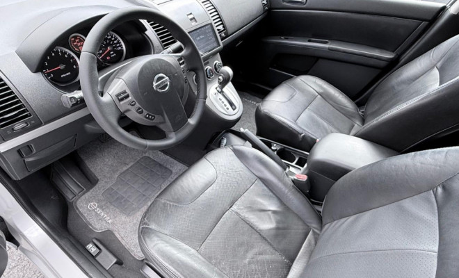 Nissan Sentra SL 2.0/ 2.0 Flex Fuel 16V Aut. 2011 Flex-1