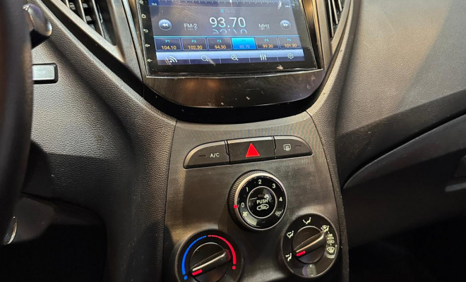 Hyundai HB20S Premium 1.6 Flex 16V Mec. 4p 2014 Flex-8