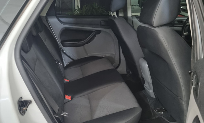 Ford Focus 1.6 S/SE/SE Plus Flex 8V/16V  5p 2013 Flex-7