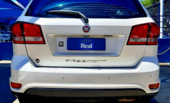 Fiat FREEMONT EMOT./PRECISION 2.4 16V 5p Aut. 2015 Gasolina-3