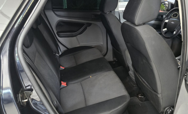 Ford Focus 1.6 S/SE/SE Plus Flex 8V/16V  5p 2013 Flex-5