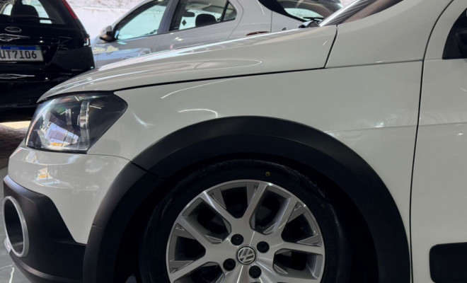 VW - VolksWagen Saveiro CROSS 1.6 Mi Total Flex 8V CE 2014 Flex-9