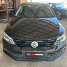 VW - VolksWagen JETTA Comfortline 2.0 T.Flex 8V 4p Tipt. 2014 Flex-0