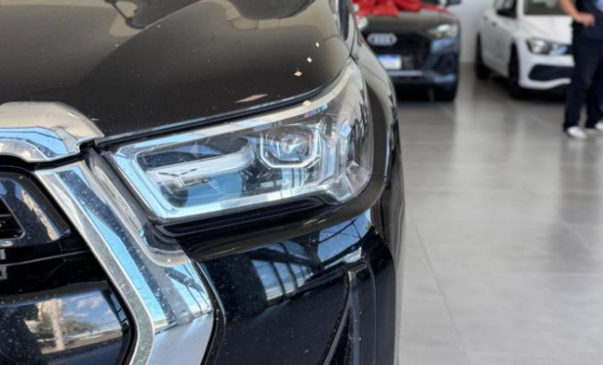 Toyota Hilux CD SRX 4x4 2.8 TDI 16V Diesel Aut. 2023 Diesel-2