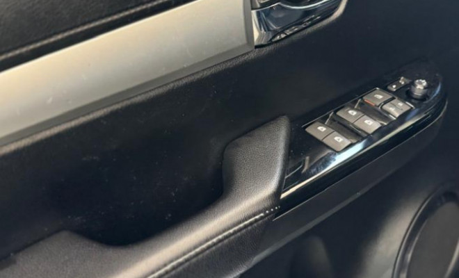 Toyota Hilux CD SRX 4x4 2.8 TDI 16V Diesel Aut. 2023 Diesel-6