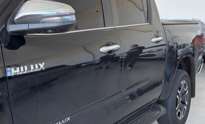 Toyota Hilux CD SRX 4x4 2.8 TDI 16V Diesel Aut. 2023 Diesel-3