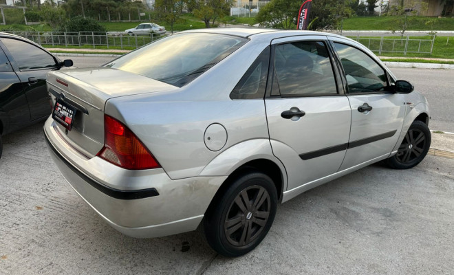 Ford Focus Sedan 2.0 L FC - 2006-2