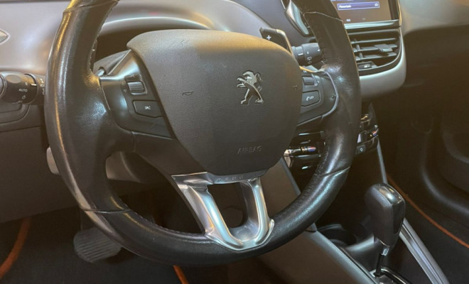 Peugeot 208 Griffe 1.6  Aut. 2017 Flex  C/TETO  PANORAMICO-8