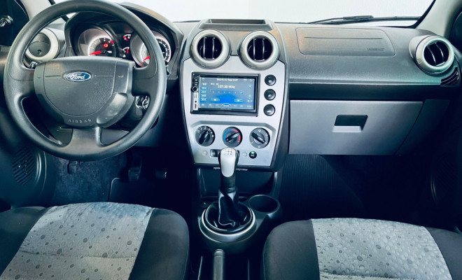 Ford Fiesta SE 1.6 8V Flex 5p 2014 Flex-6