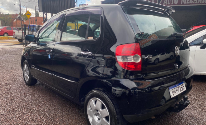VW - VolksWagen Fox Sportline/Sports 1.0 Tot.Flex 8V 4p 2006 Flex-1