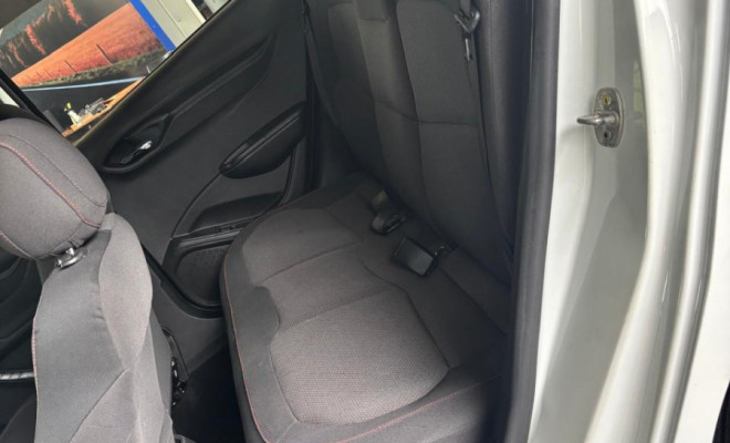 GM - Chevrolet ONIX HATCH LTZ 1.4 8V FlexPower 5p Mec. 2015 Flex-3