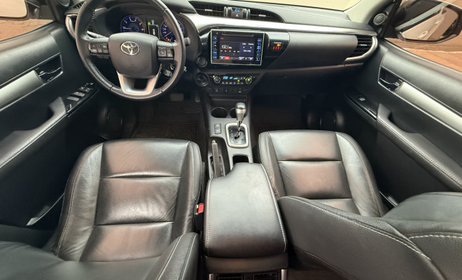 Toyota Hilux CD SRV 4x4 2.8 TDI Diesel Aut. 2018 Diesel-4