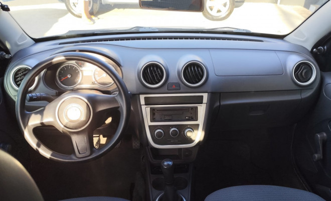 VW - VolksWagen Gol City (Trend)/Titan 1.0 T. Flex 8V 4p 2011 Flex-4