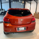 GM - Chevrolet ONIX  Lollapalooza 1.0 F.Power 5p Mec. 2014 Flex-2