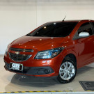 GM - Chevrolet ONIX  Lollapalooza 1.0 F.Power 5p Mec. 2014 Flex-11