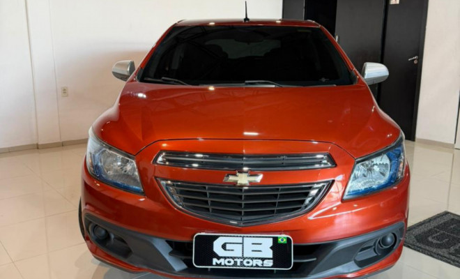 GM - Chevrolet ONIX  Lollapalooza 1.0 F.Power 5p Mec. 2014 Flex-0