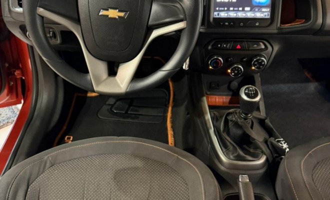 GM - Chevrolet ONIX  Lollapalooza 1.0 F.Power 5p Mec. 2014 Flex-7