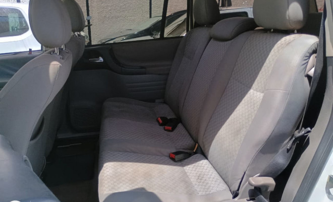 GM - Chevrolet Zafira Expres. 2.0 MPFI FlexPower 5p Aut 2012 Flex-4