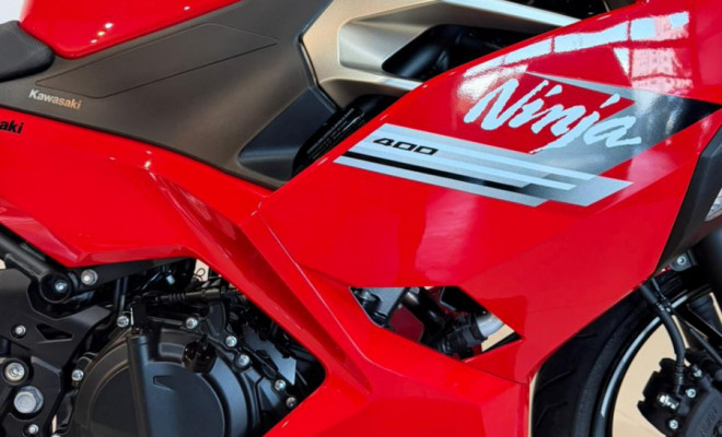 KAWASAKI NINJA 400 2023 Gasolina-2