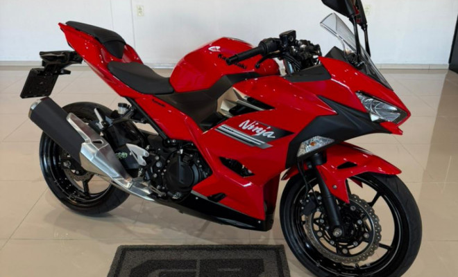 KAWASAKI NINJA 400 2023 Gasolina
