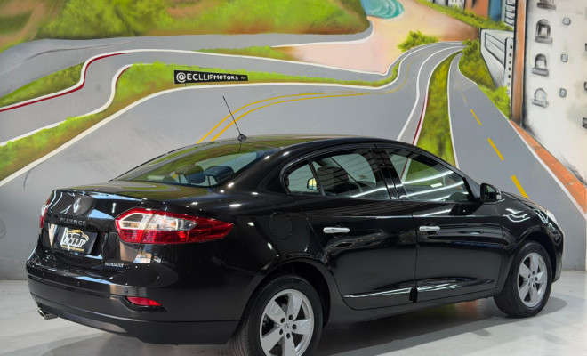 Renault FLUENCE Sed. Dynamique 2.0 16V FLEX Mec. 2014 Flex-1