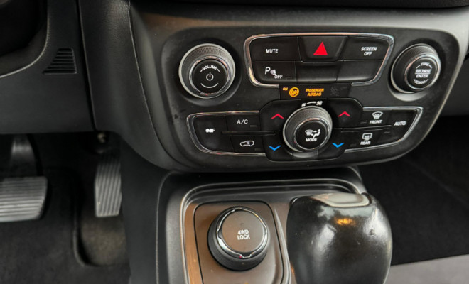 Jeep COMPASS SPORT 2.0 4x4 flex 16V Aut. 2018 Flex-9