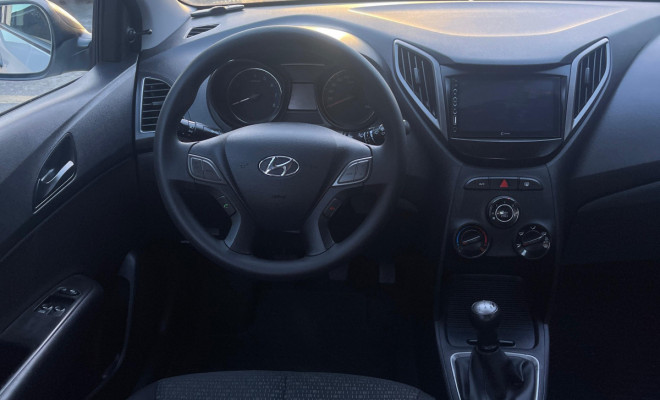 Hyundai HB20 Unique 1.0 Flex 12V Mec. 2019-3