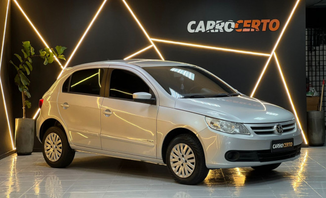 VW - VolksWagen Gol (novo) 1.0 2012 Flex   Completo    AC/TROCAS