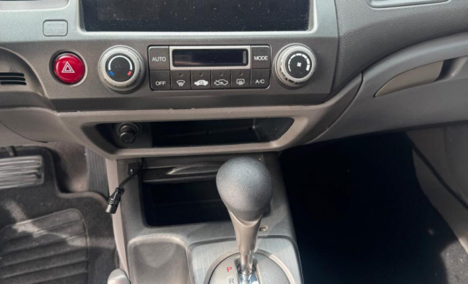 Honda Civic Sedan EXS 1.8/1.8 Flex 16V Aut. 4p 2007 Flex-8