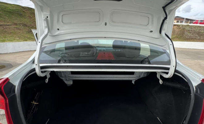 Renault LOGAN Expres./Exp. UP Hi-Flex 1.0 16V 4p 2013 Flex-4