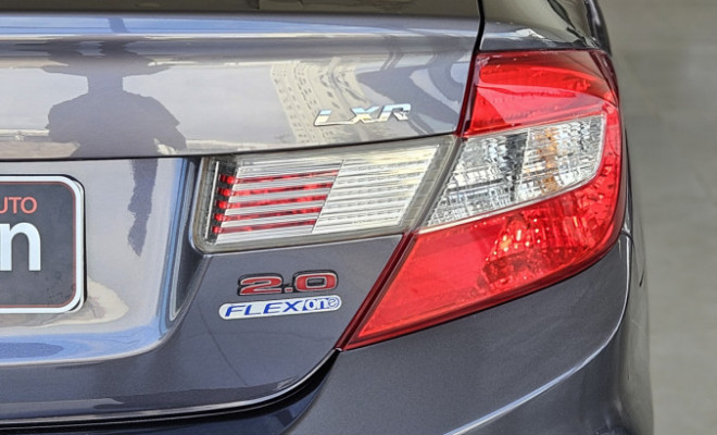 Honda Civic Sedan LXR 2.0 Flexone 16V Aut. 4p 2016 Flex-16